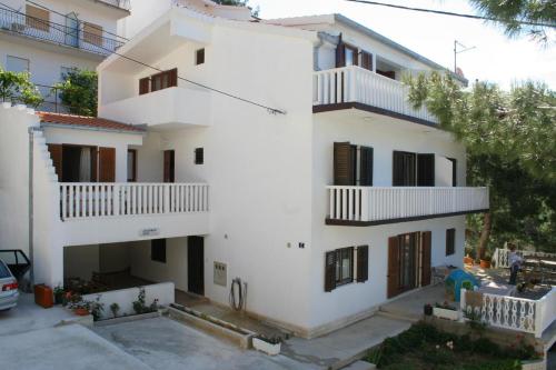  Apartment Mimice 2736c in 21318 Mimice