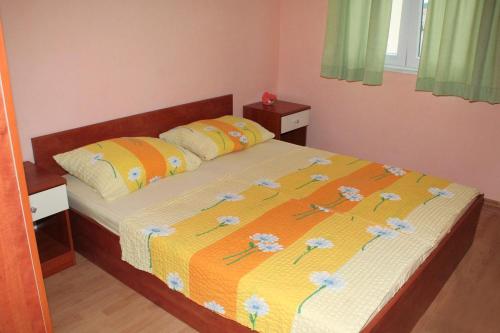 Apartments with a parking space Vodice - 4214 - image 5