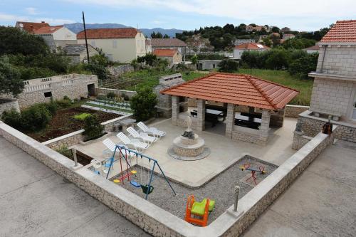 Studio Lumbarda 4412a