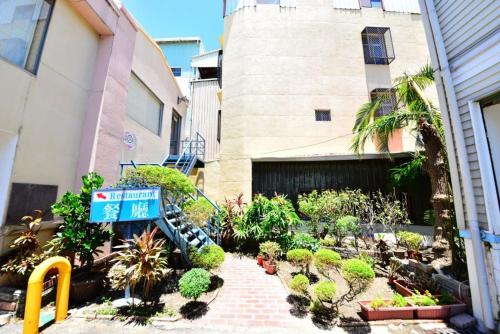 Exterior view, Paiwei Motel in Rende District