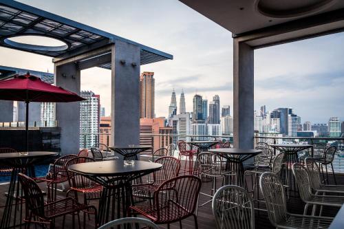 D'Majestic Place by Widebed near Pudu LRT Station