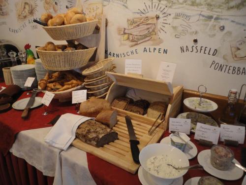 Essen und Erfrischungen, Hotel Schloss Lerchenhof in Hermagor