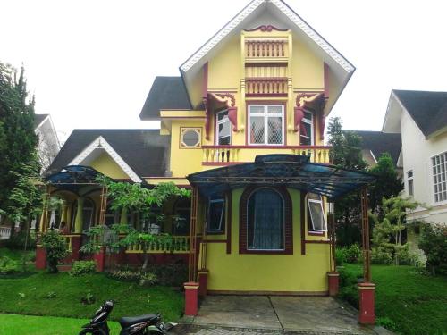 Zhidan Villas Kota Bunga