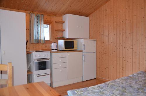 Käringsund Resort Camping - image 3