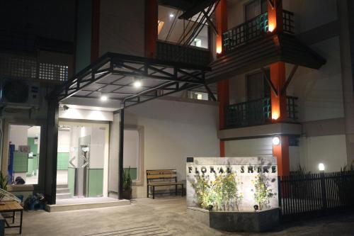 L42 호스텔 수완나품 에어포트 - 출입구
