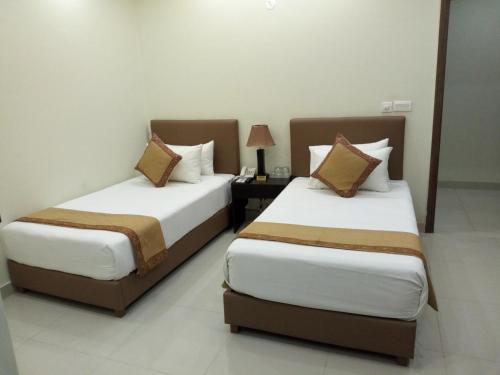 Kumail S Continental Hotel In Lahore Pakistan Reviews Prices