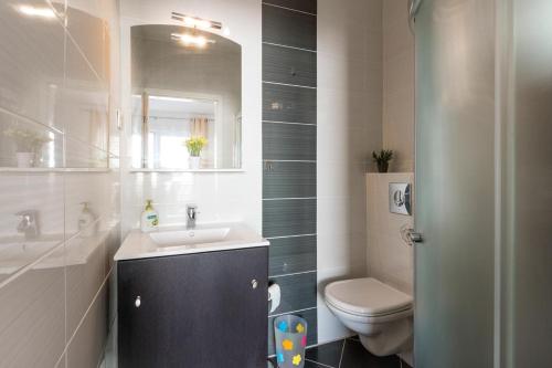 Apartment Uvala Vela Stiniva 6864a in Poljica