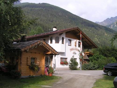 Camping Gasthof Zirknitzer in Großkirchheim, Österreich
