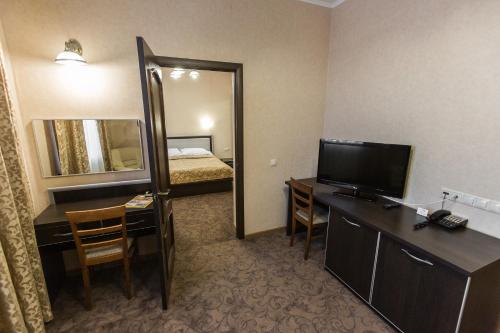 Hotel Lesnaya - image 8
