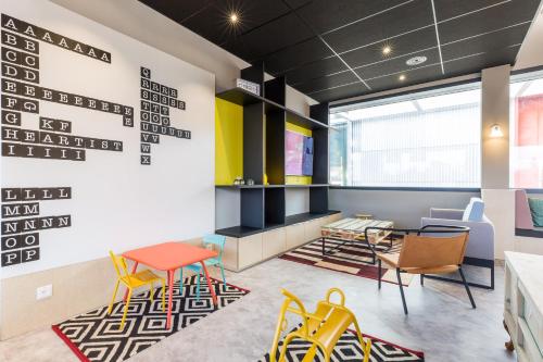 حانة/استراحة, ibis Styles Genève Palexpo Aéroport in Geneva Airport