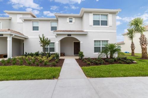 9051 Dog Leg Drive - Five Bedroom Home Orlando (FL)