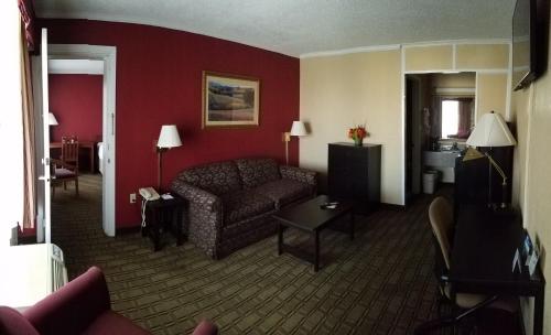 2 double beds, 1 sofa bed