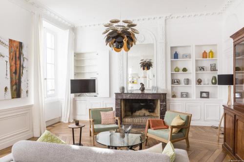 Intendance beautiful apartment, Bordeaux