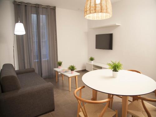 Two-Bedroom Apartment room in Flats Friends Soho Suites