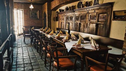 索科爾樓大酒店 (Hotel Sokolsky Dum) in 多馬日利采