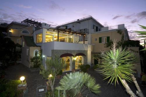 Hotel Gemma - image 9