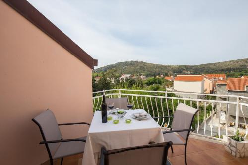  Apartment Orchid, Unterkunft in Mlini