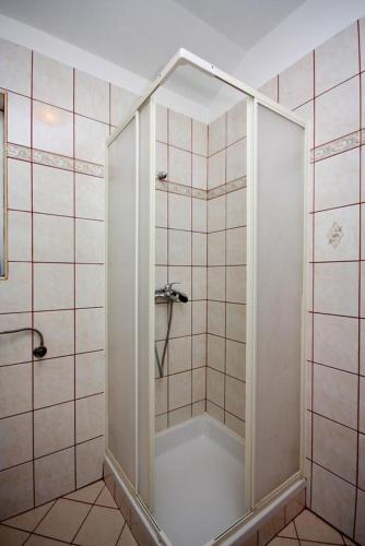 Apartments with a parking space Kampor Rab - 5018 - main image