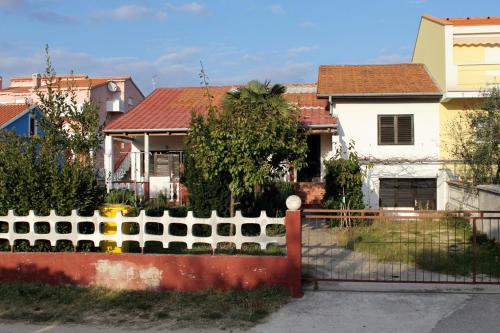  Apartments by the sea Vrsi - Mulo, Zadar - 5798 in Vrsi