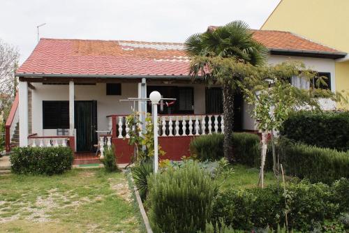  Apartments by the sea Vrsi - Mulo, Zadar - 5798 in Vrsi