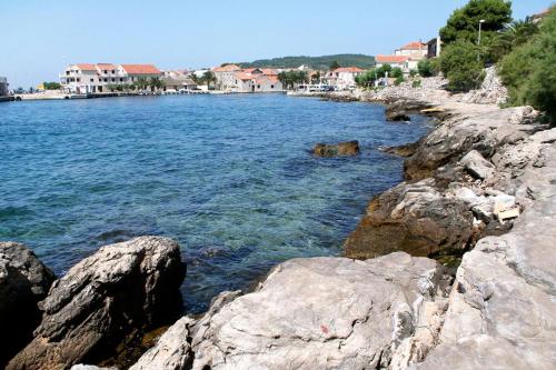 Rooms by the sea Sucuraj, Hvar - 6734, Sućuraj (San Giorgio) (foto 7)