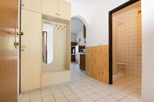  Apartment Potocnica 6407c in Borovići