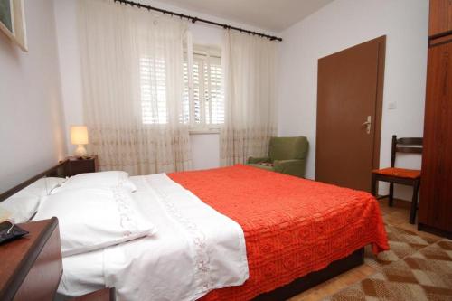 Apartments by the sea Podgora Makarska - 6846 - image 11