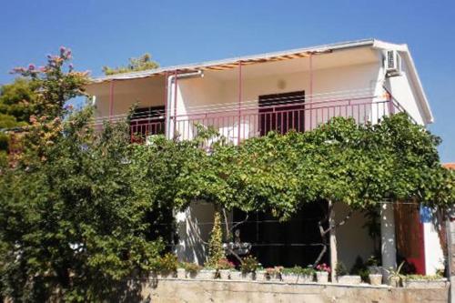 Apartments with a parking space Rastici Ciovo - 8646 - image 3