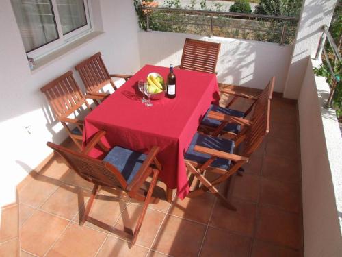  Apartment Seget Vranjica 12145a, Pension in Trogir bei Trogir