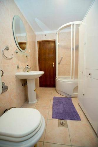 Apartments with WiFi Split - 12523, Split (photo 3)