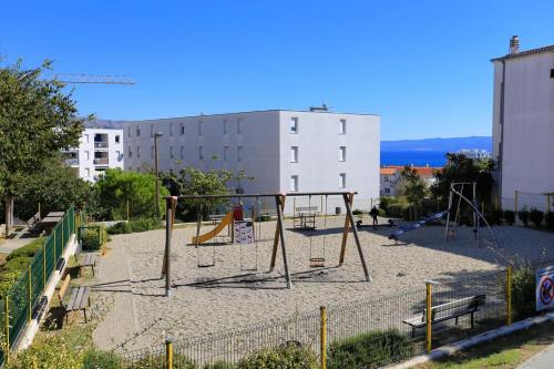 Apartments with a parking space Split - 13187 - image 8