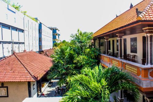 Lolo Beach Inn Bali