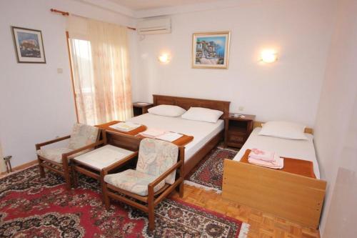 Apartments with a parking space Dubrovnik - 2144 Dubrovnik