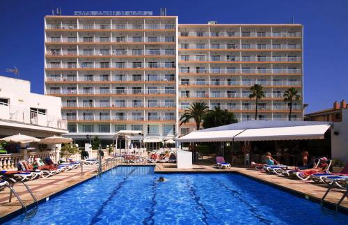Globales Condes de Alcudia - 출입구