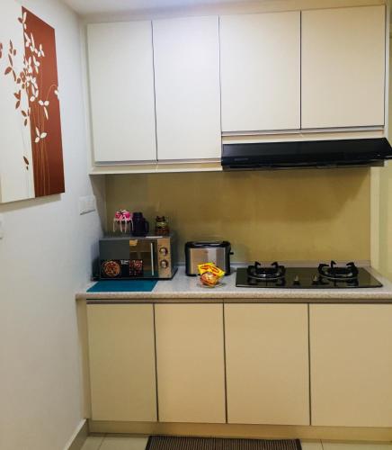 Skyview Univ360 Place Facing Mines Lake Skyview Univ360 Place Facing Mines Lake