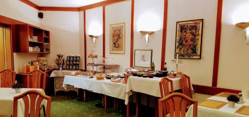 Hotel Garni Reulein - image 6