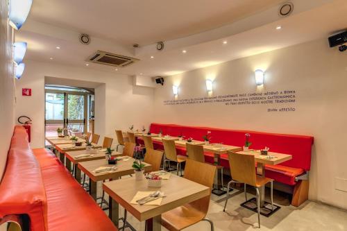 Hotel Franklin Feel the Sound