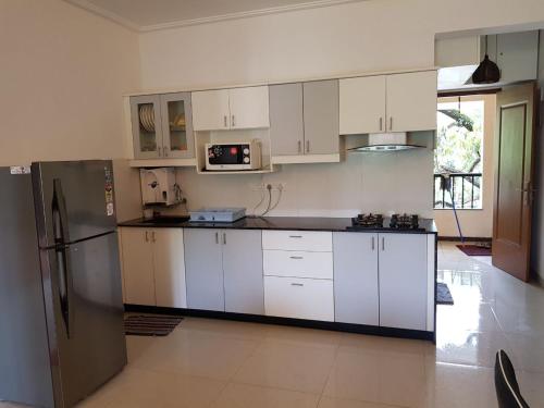 

Beautiful Modern Fully Furnished 1 Bedroom Aptment