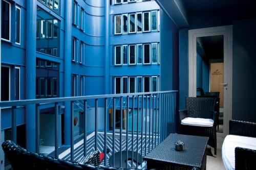 iQ Hotel Roma - main image