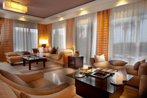4 bedrooms, 7 beds