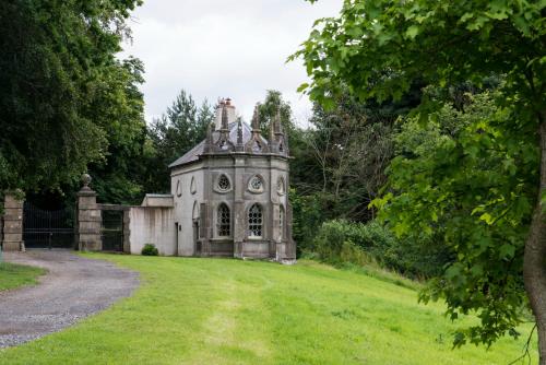 Batty Langley Lodge - image 10