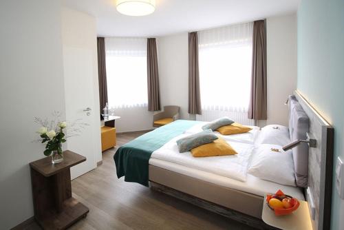 City Hotel - image 4