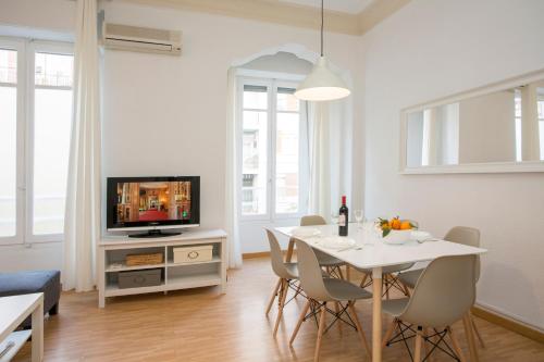 Antiguo Reino Apartment - image 2