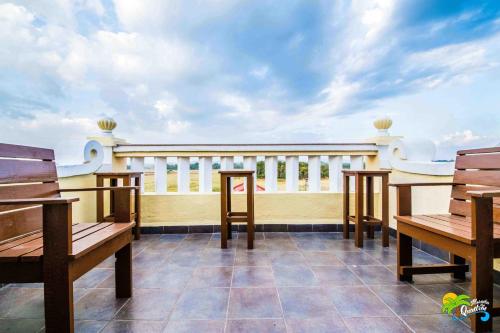 شرفة/ تراس, Moradia dos Quadros in Divar