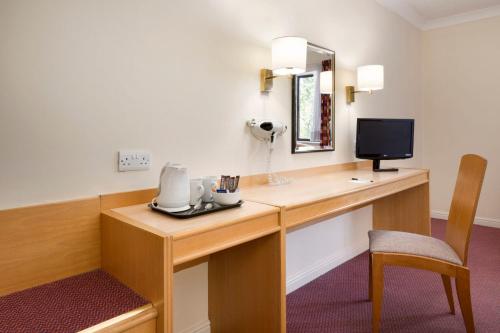 Days Inn Tewkesbury - Hotel - Strensham