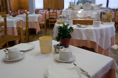 Ēdiens un dzērieni, Hotel Valdotain in Villeneuve