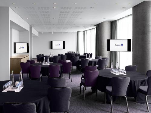 Business center, Radisson Blu Hotel Birmingham in Birmingham