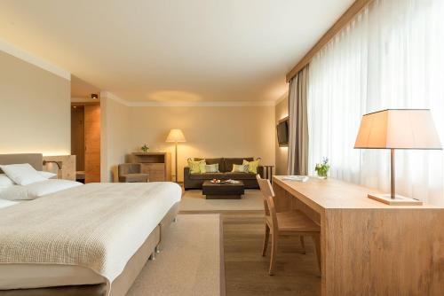 room detail thumbnail 0
