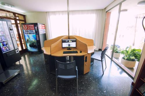 azuLine Hotel S'Anfora & Fleming - image 13