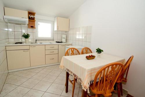 Studio Sukosan 6131c, Sukošan (San Cassiano) (foto 2)